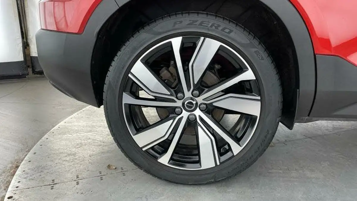 2022-volvo-xc40-15-t5-r-design-pro-big-28