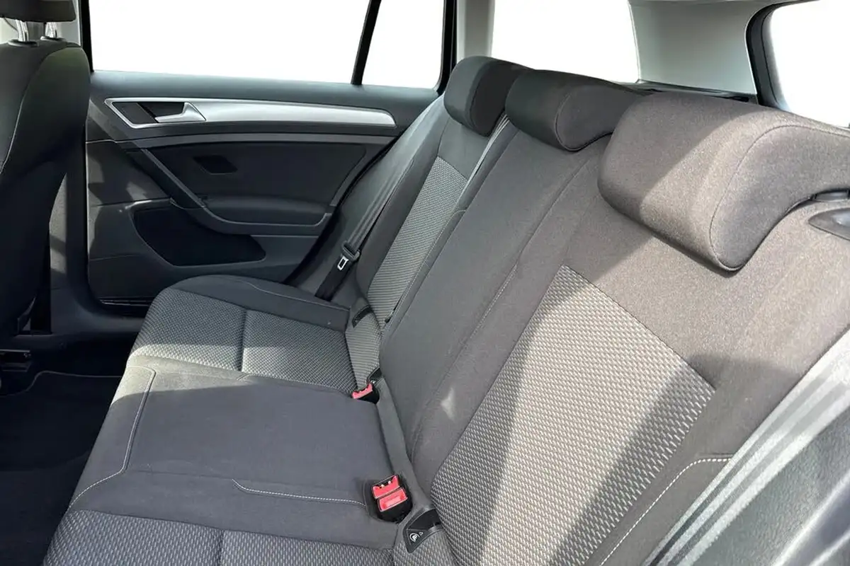 2017-volkswagen-golf-14-tsi-ss-estate-5d-dsg-big-7