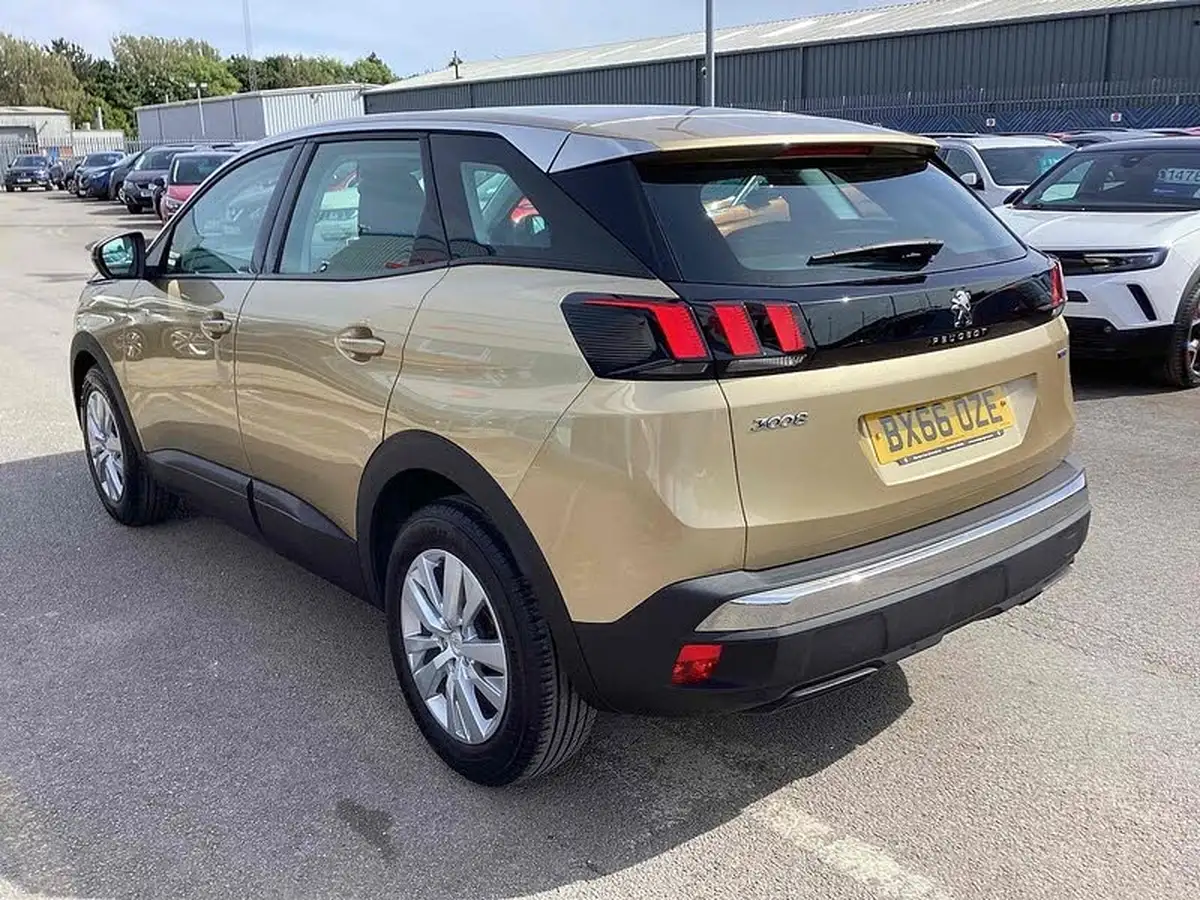 2019-peugeot-3008-suv-big-1