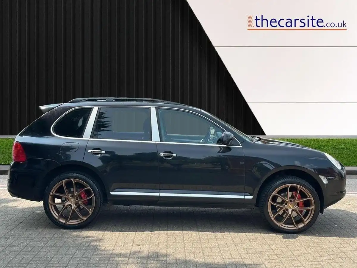 2004-porsche-cayenne-45-turbo-big-8