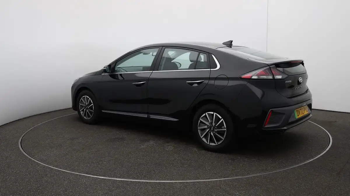 2022-hyundai-ioniq-e-premium-electric-big-57