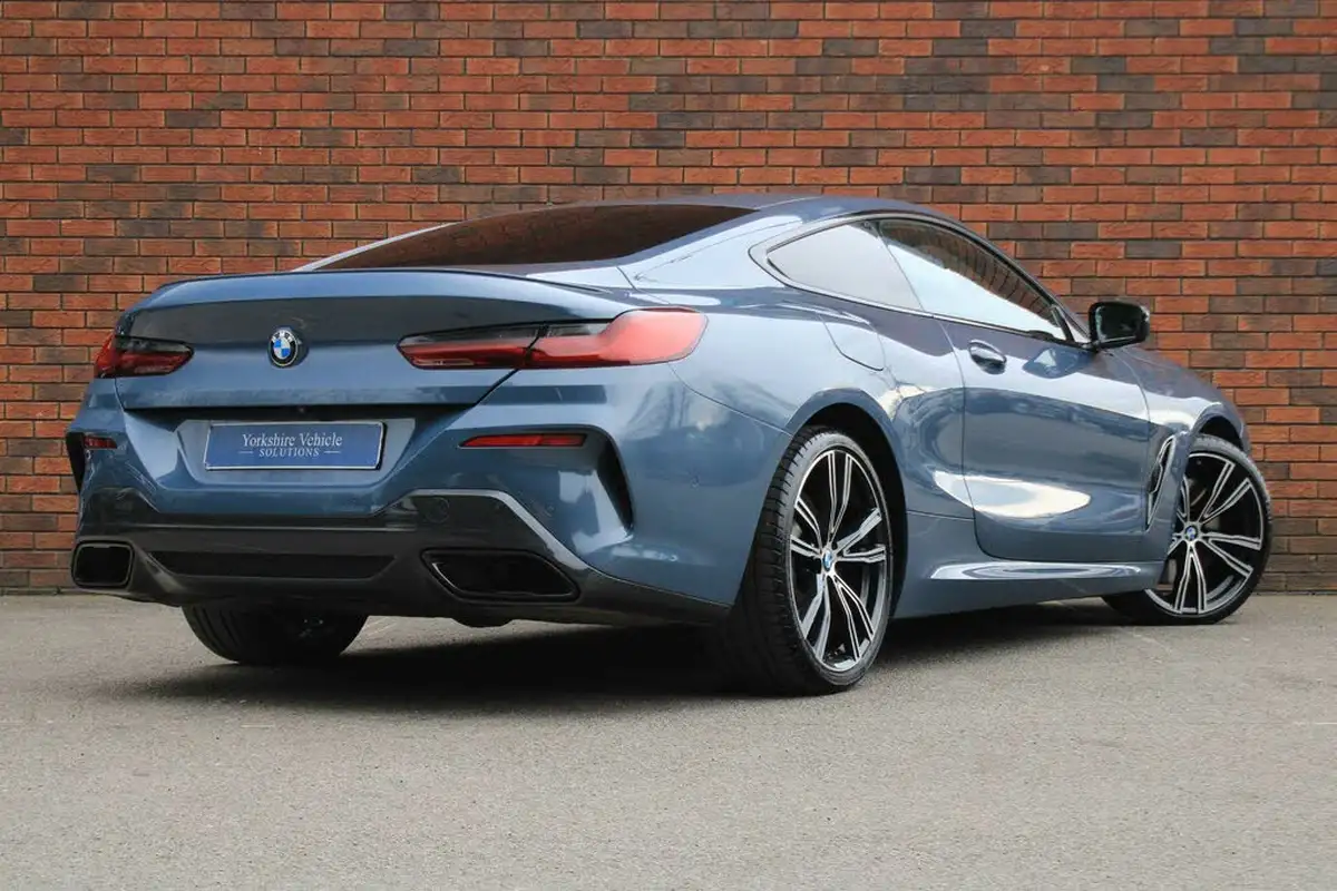 2018-bmw-8-series-30td-840d-xdrive-coupe-big-16