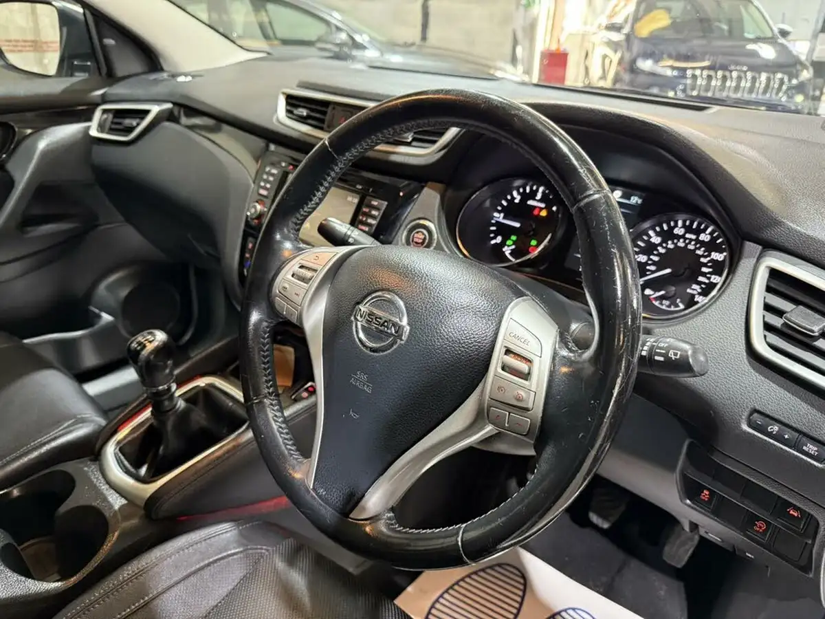2017-nissan-qashqai-15dci-tekna-big-24