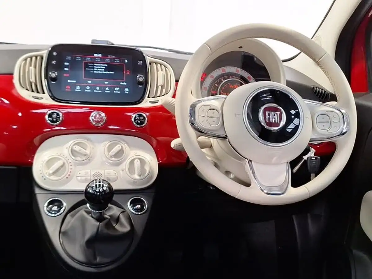 2022-fiat-500-10-dolcevita-big-6
