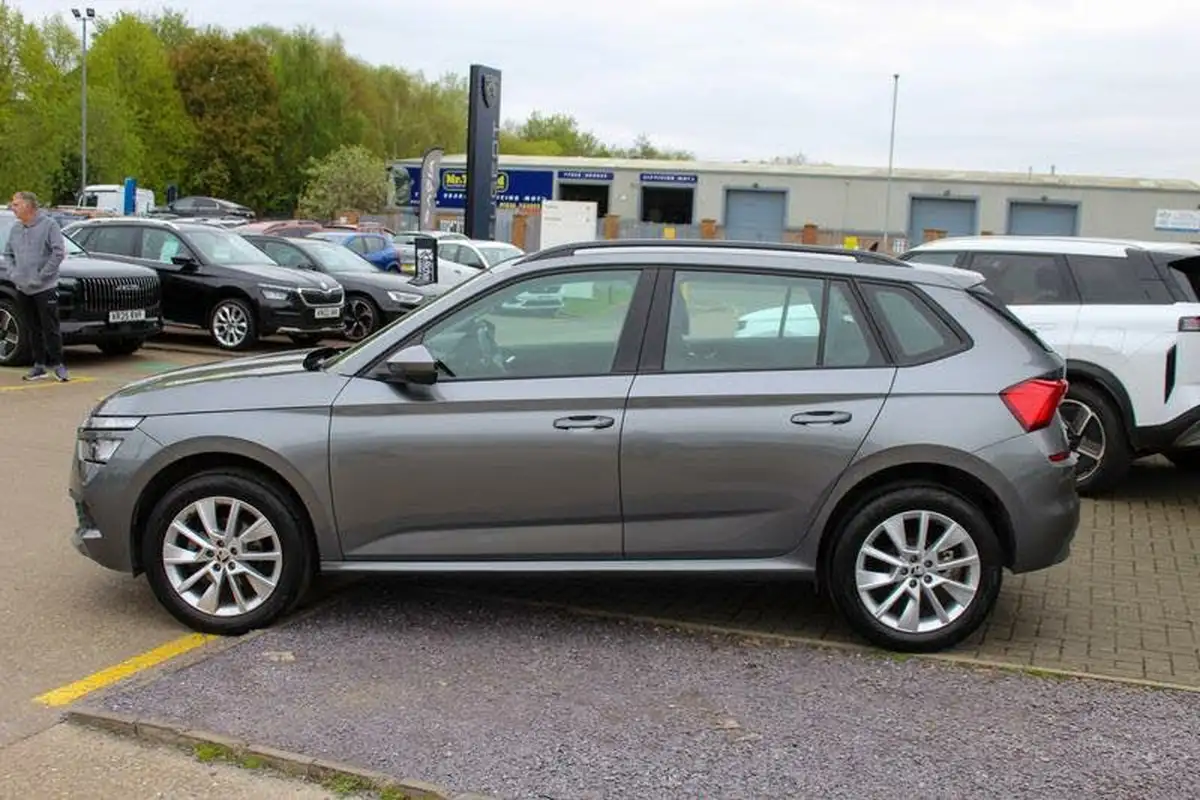 2023-skoda-kamiq-10-tsi-se-109ps-big-4