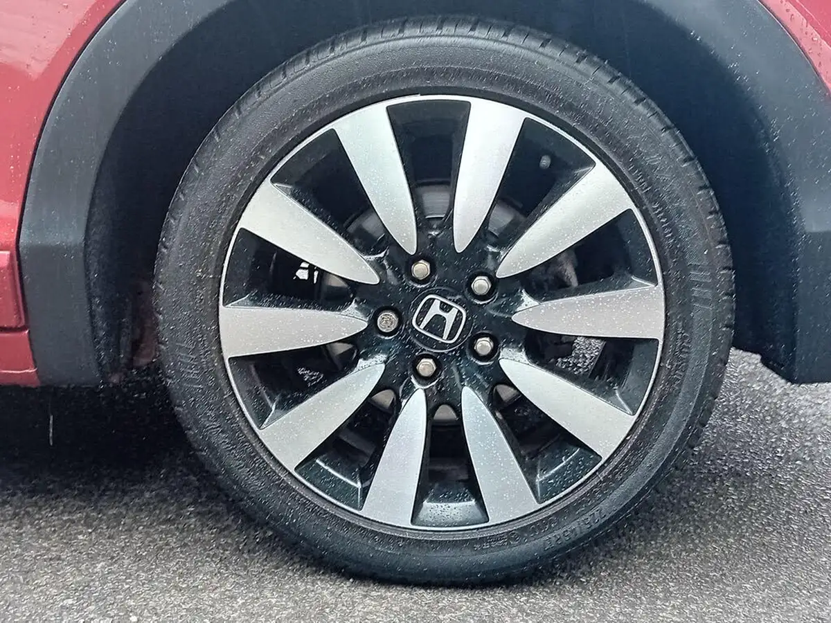 2015-honda-civic-18-se-plus-honda-connect-hatchback-auto-big-48