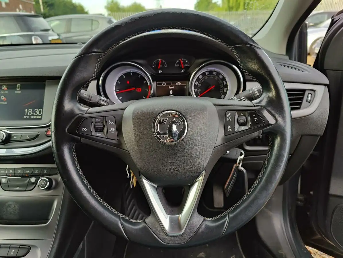 2015-vauxhall-astra-14i-16v-turbo-energy-big-20