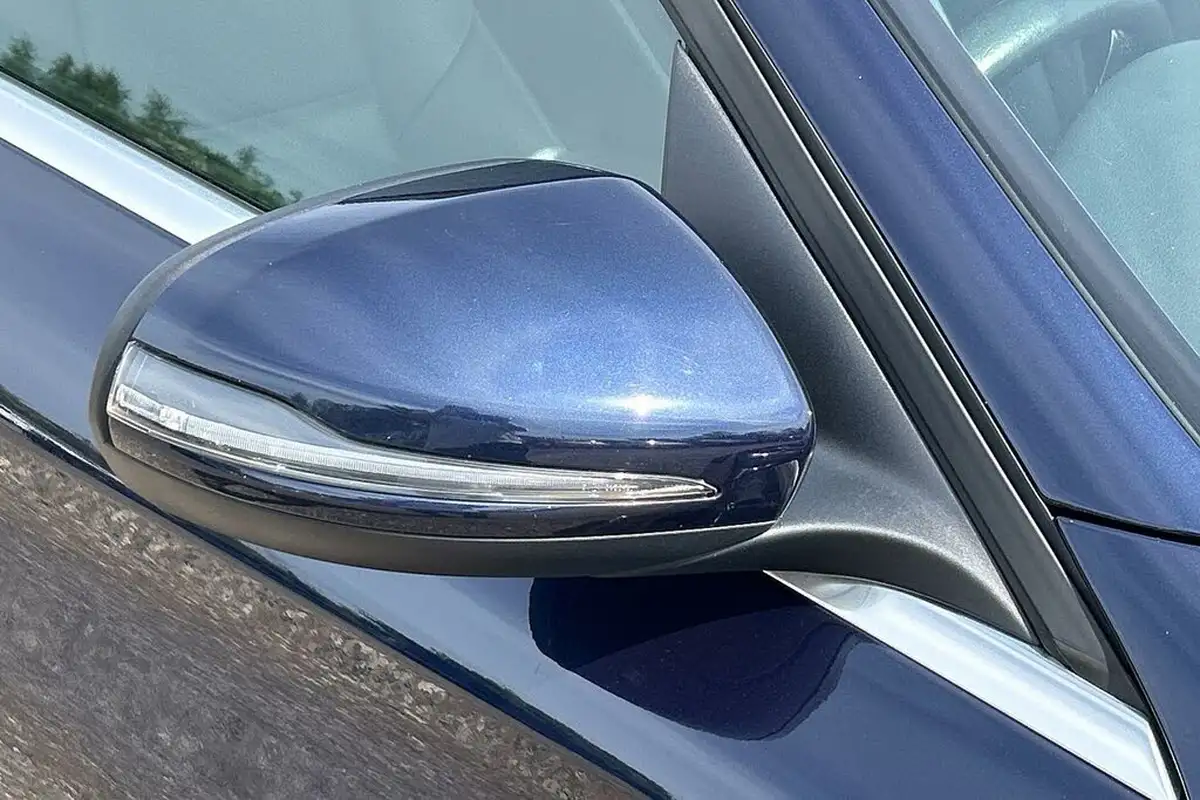 2019-mercedes-benz-c-class-20d-c220d-se-ss-saloon-4d-big-28