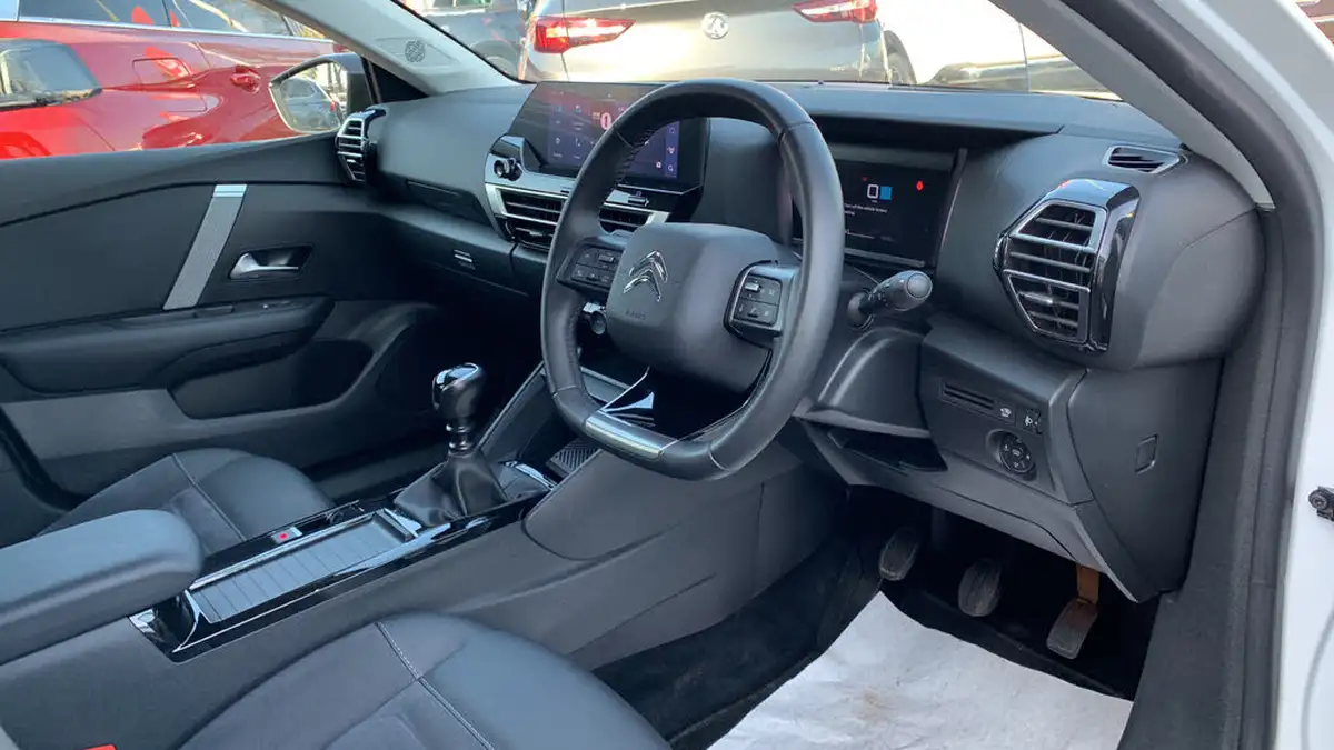 2024-citroen-c4-12-puretech-max-130ps-ss-big-11