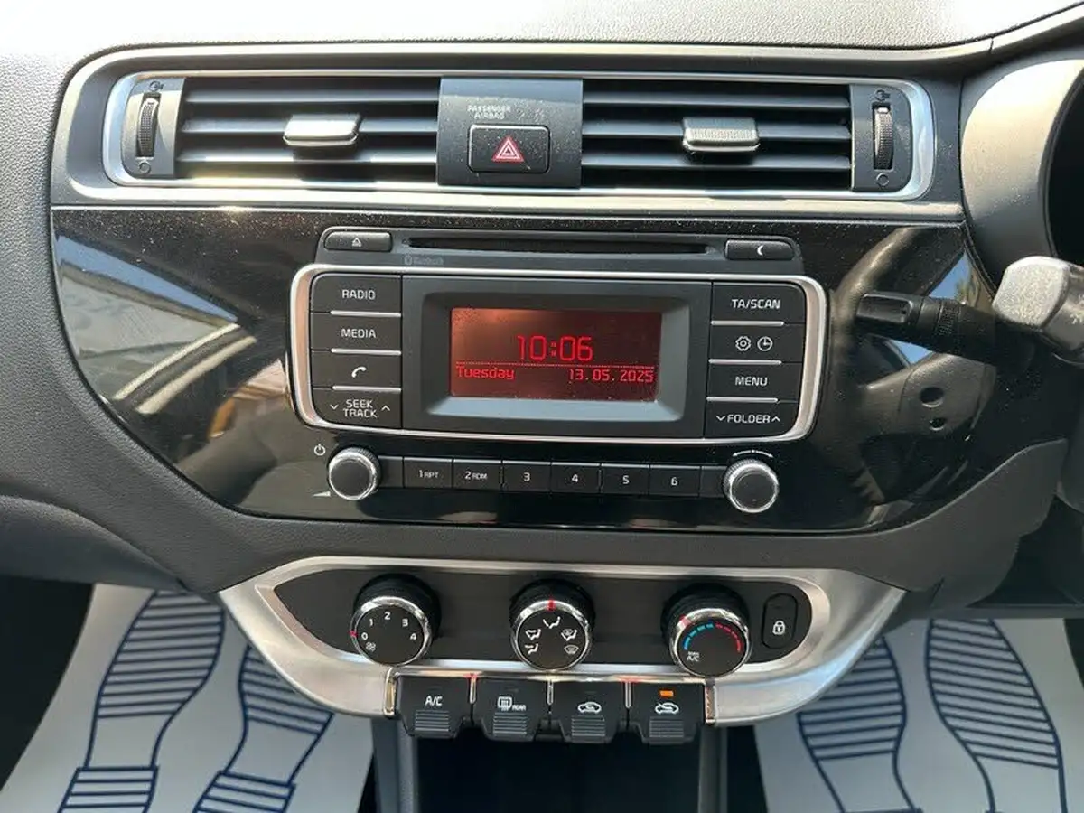 2015-kia-rio-125-1-air-big-22