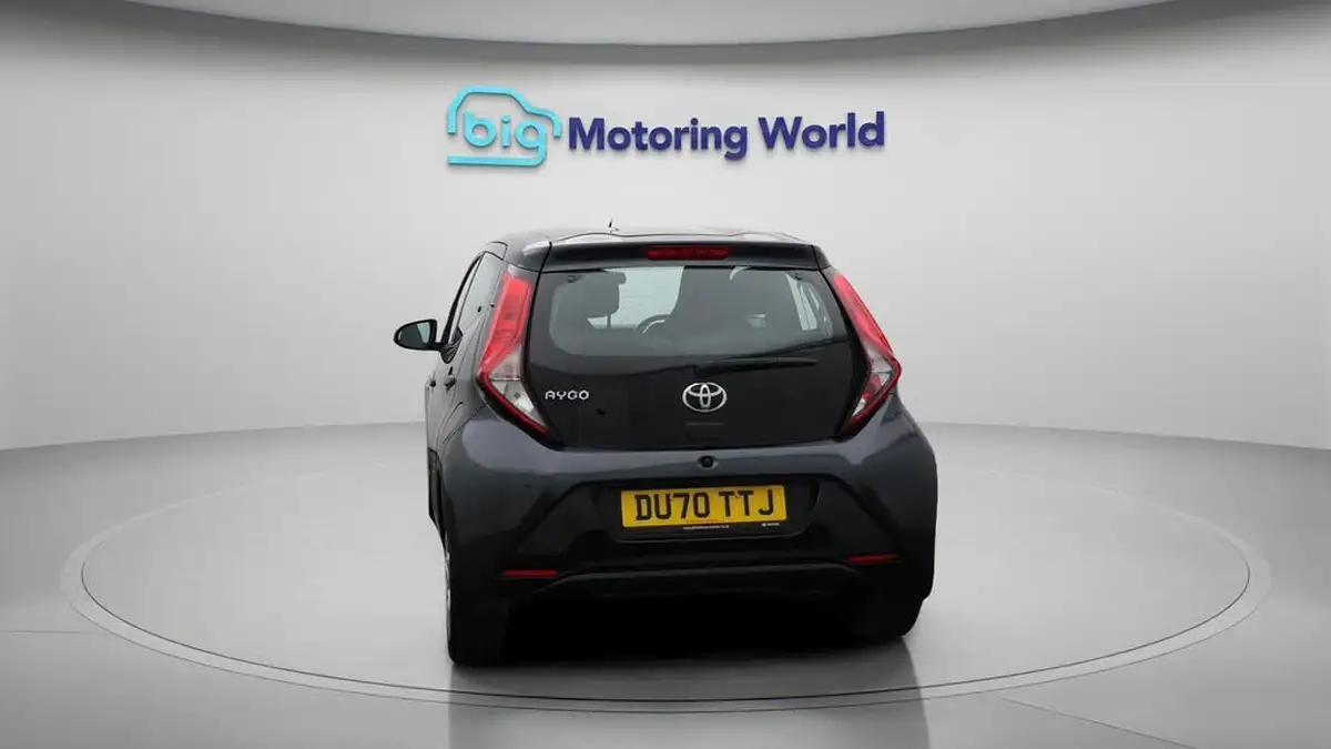2020-toyota-aygo-10-vvt-i-x-play-tss-big-6