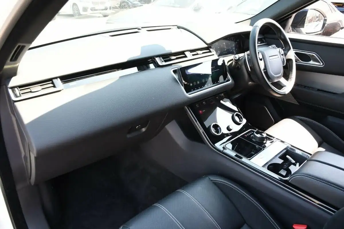 2020-land-rover-range-rover-velar-20-p300-r-dynamic-se-big-11