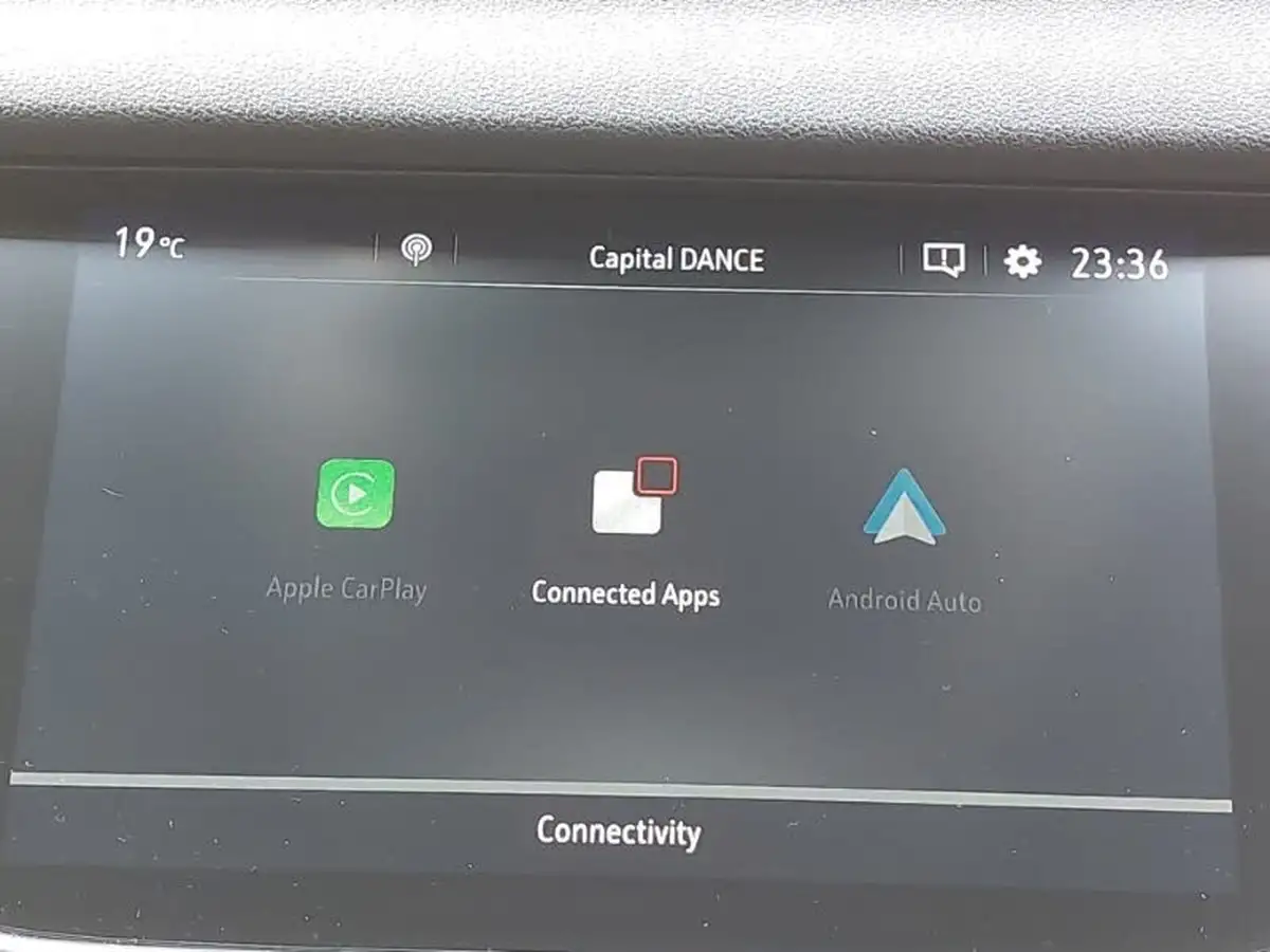 2019-vauxhall-grandland-x-12-sport-nav-big-14