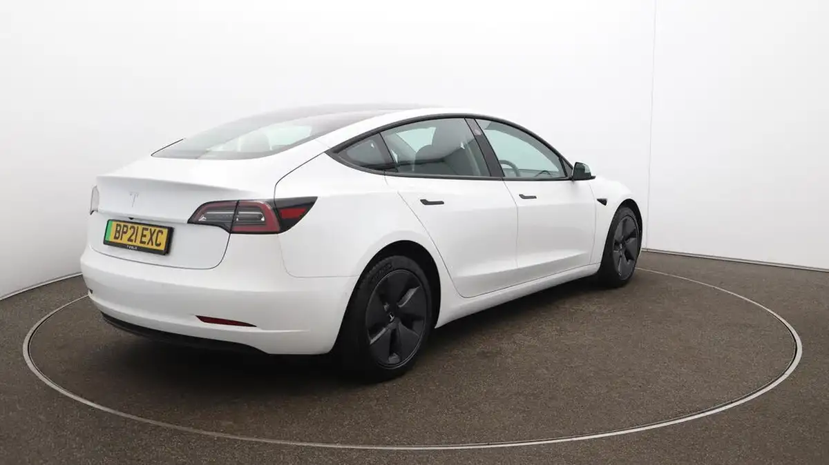2021-tesla-model-3-e-standard-plus-big-53