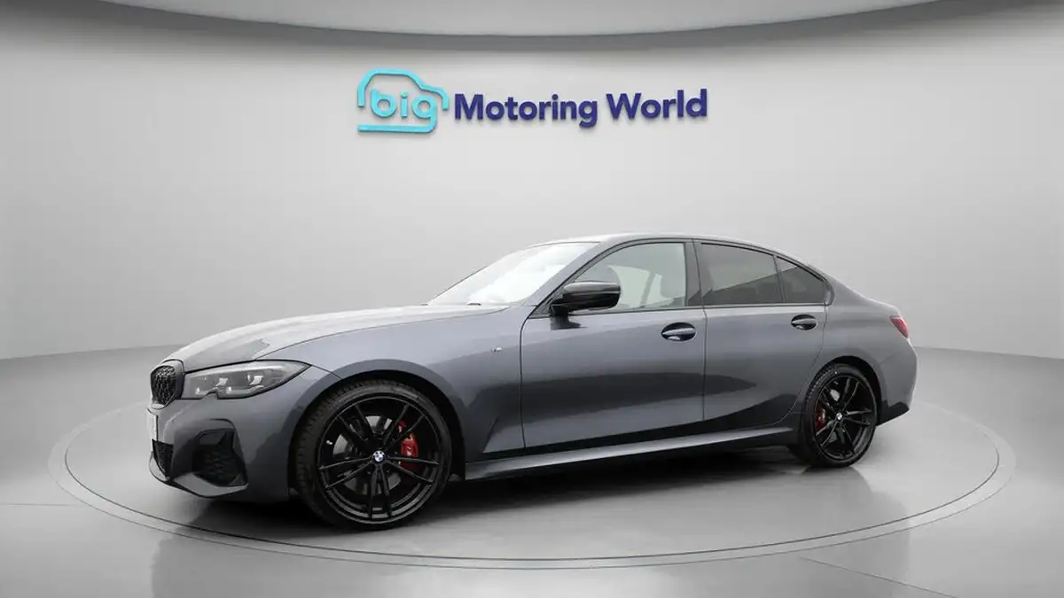 2022-bmw-3-series-30td-m340d-xdrive-saloon-4d-big-2