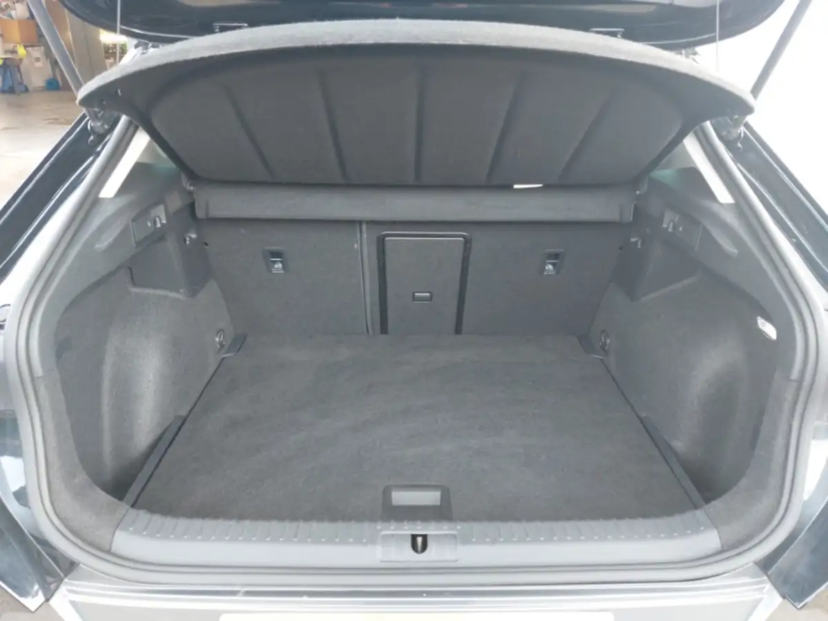 2025-cupra-leon-nf-15-etsi-v1-estate-big-7