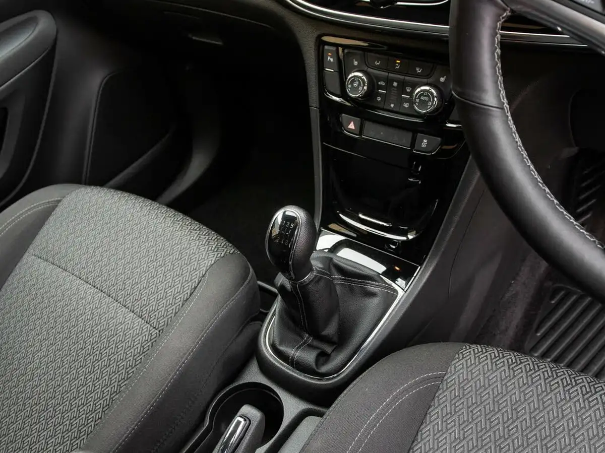 2017-vauxhall-mokka-x-16cdti-active-136ps-ecotec-ss-big-28
