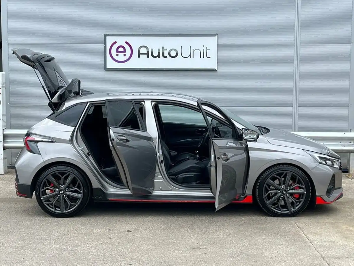2022-hyundai-i20-n-16-t-gdi-big-18