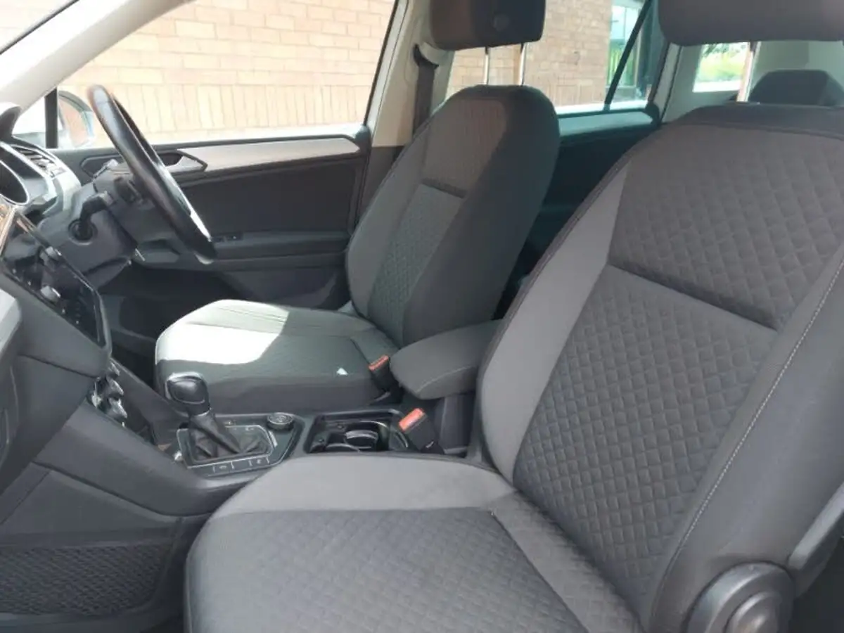 2018-volkswagen-tiguan-20tdi-se-navigation-150ps-scr-4motion-dsg-big-4