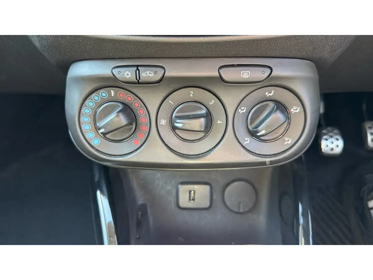 2018-vauxhall-adam-12i-energised-big-37