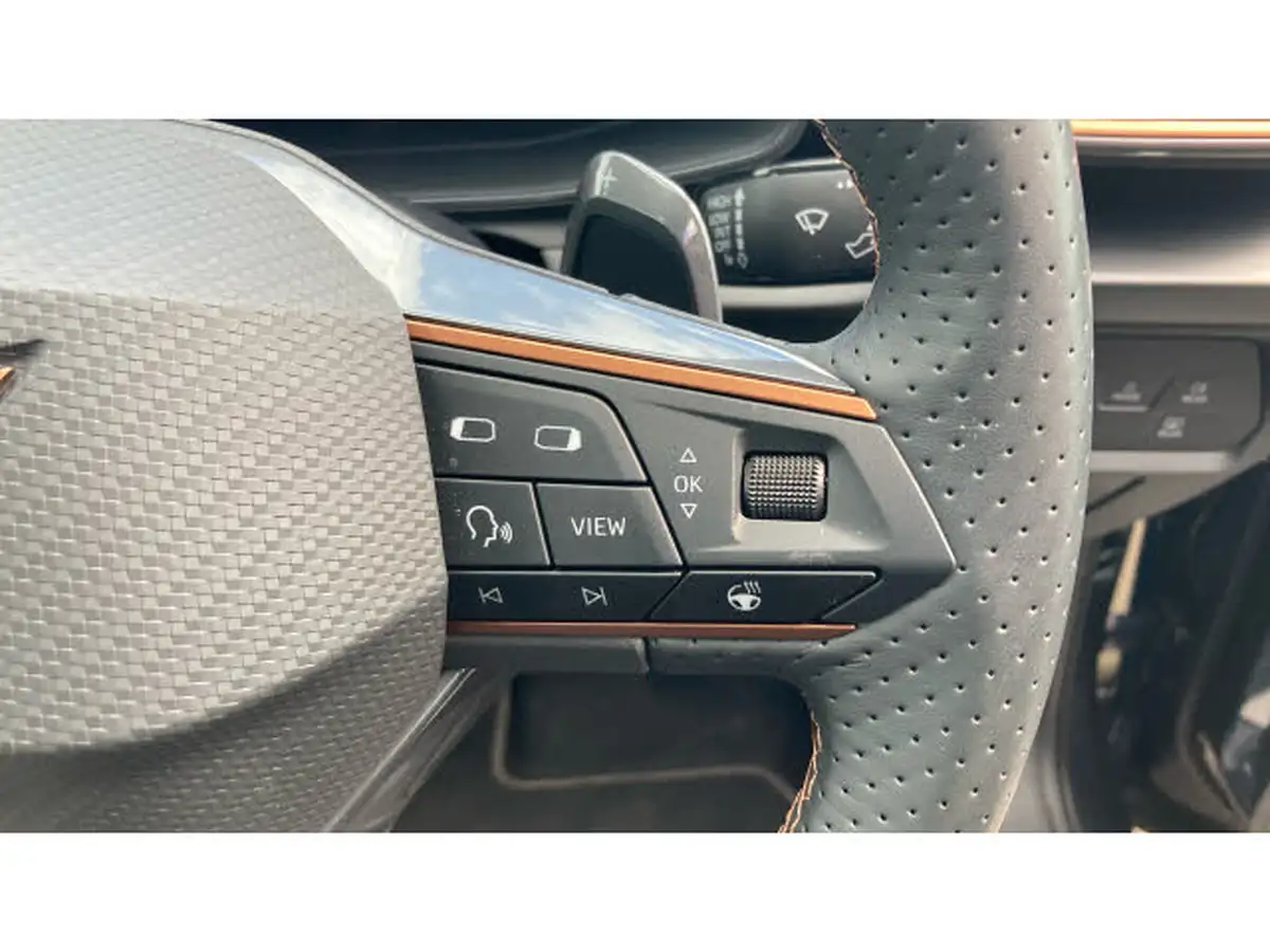 2024-cupra-formentor-14-e-hybrid-v1-big-17