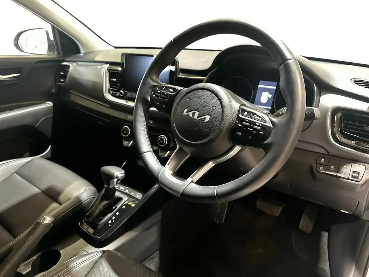2024-kia-stonic-10-t-gdi-3-98bhp-dct-big-7