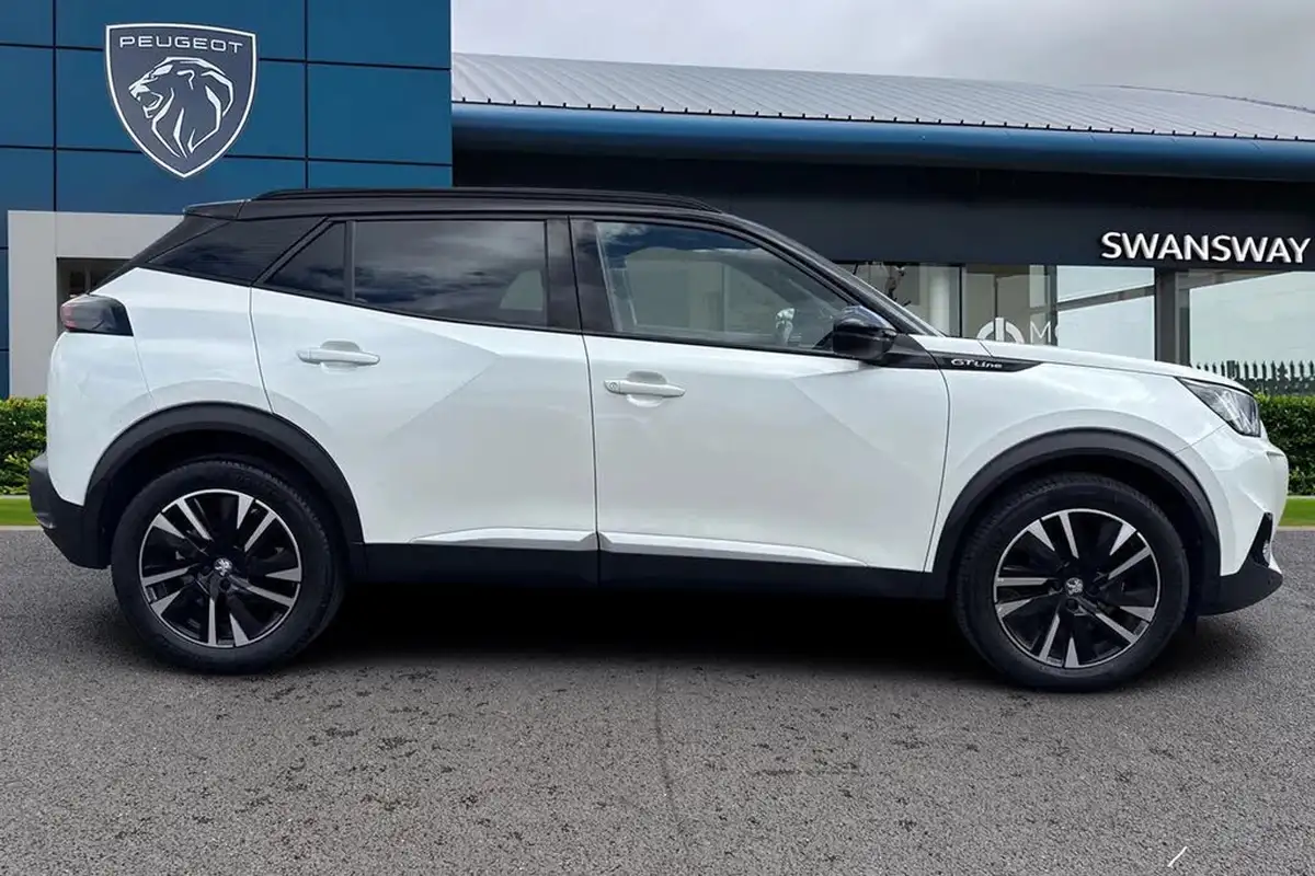 2020-peugeot-2008-suv-12-puretech-gt-line-big-2