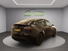 2022-tesla-model-y-e-long-range-small-3