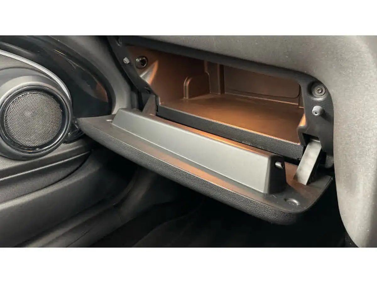 2022-mini-cooper-20-john-cooper-works-nav-convertible-2d-big-71
