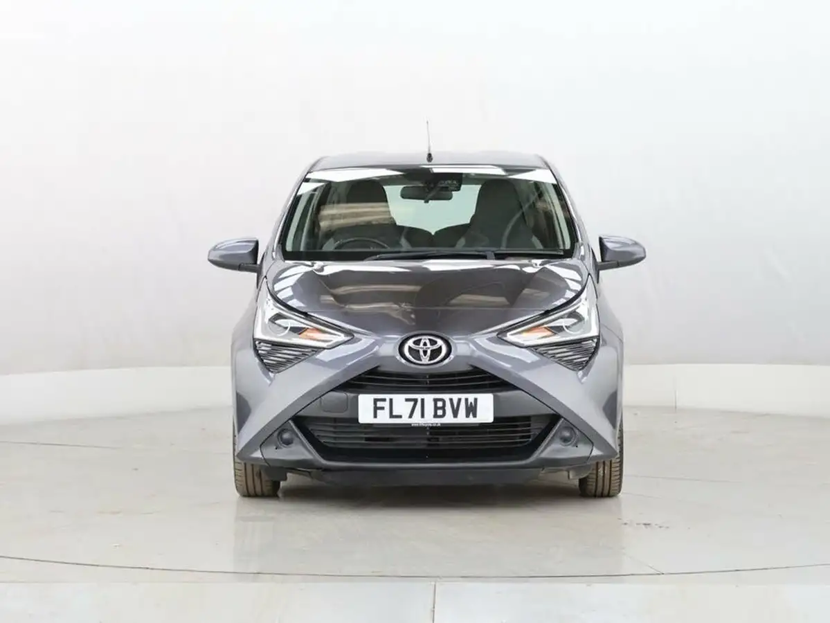 2021-toyota-aygo-10-vvt-i-x-play-tss-big-2