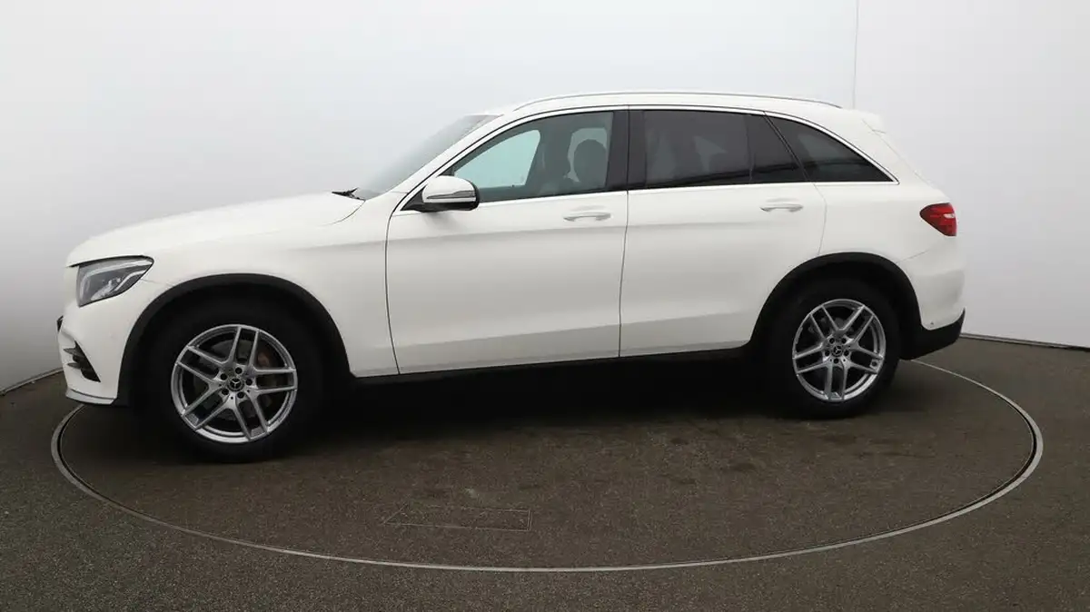 2018-mercedes-benz-glc-class-20-glc250-amg-line-ss-station-wagon-5d-big-64