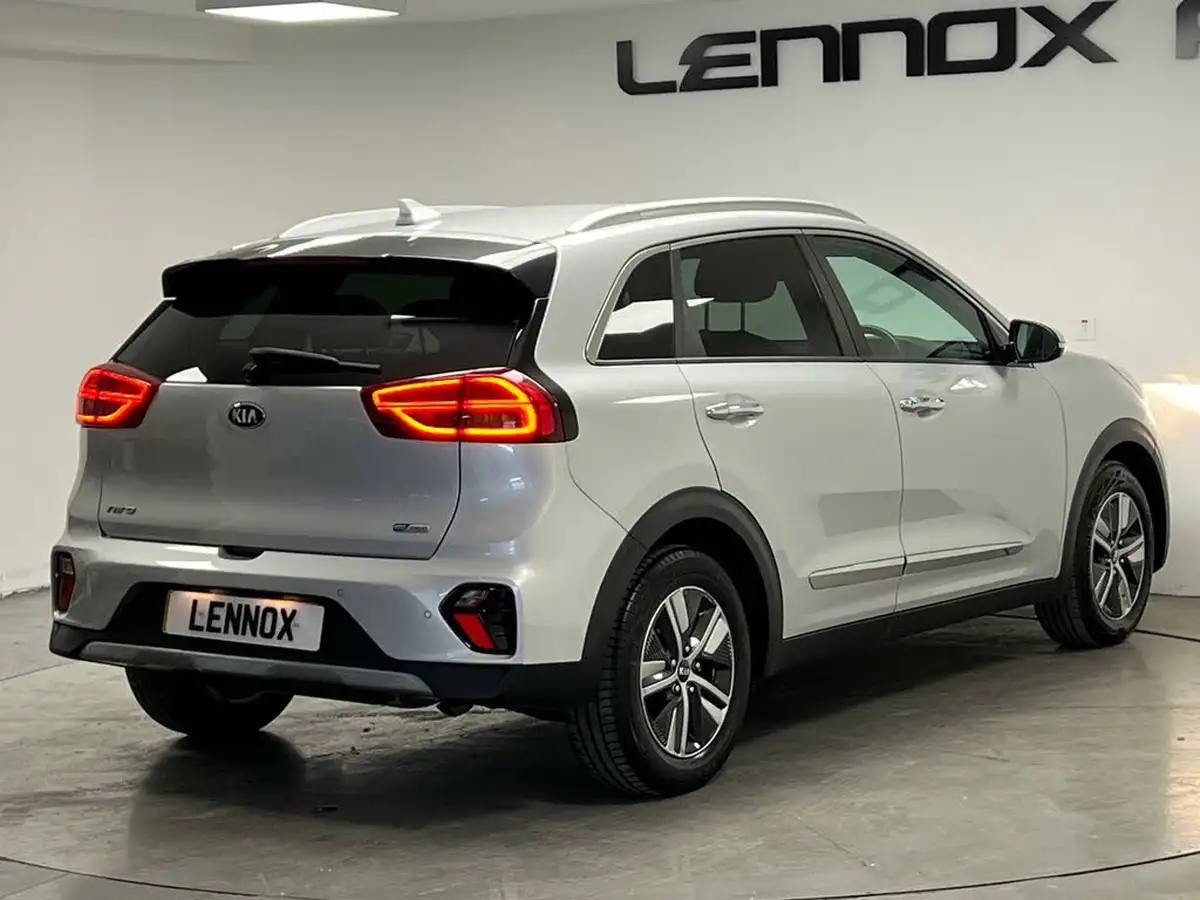2021-kia-niro-16-gdi-phev-3-big-9