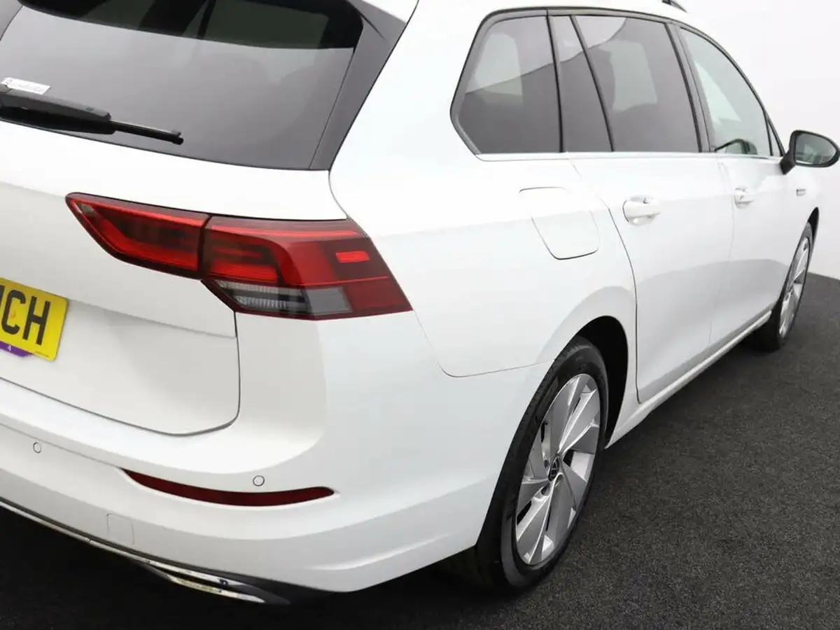 2022-volkswagen-golf-20tdi-style-150ps-estate-dsg-big-50