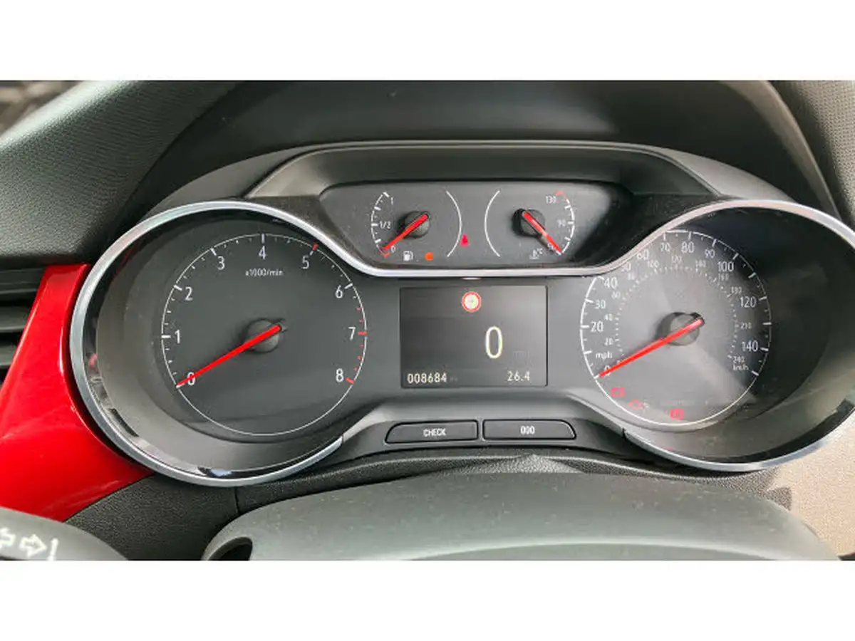 2023-vauxhall-crossland-12-gs-110ps-big-17