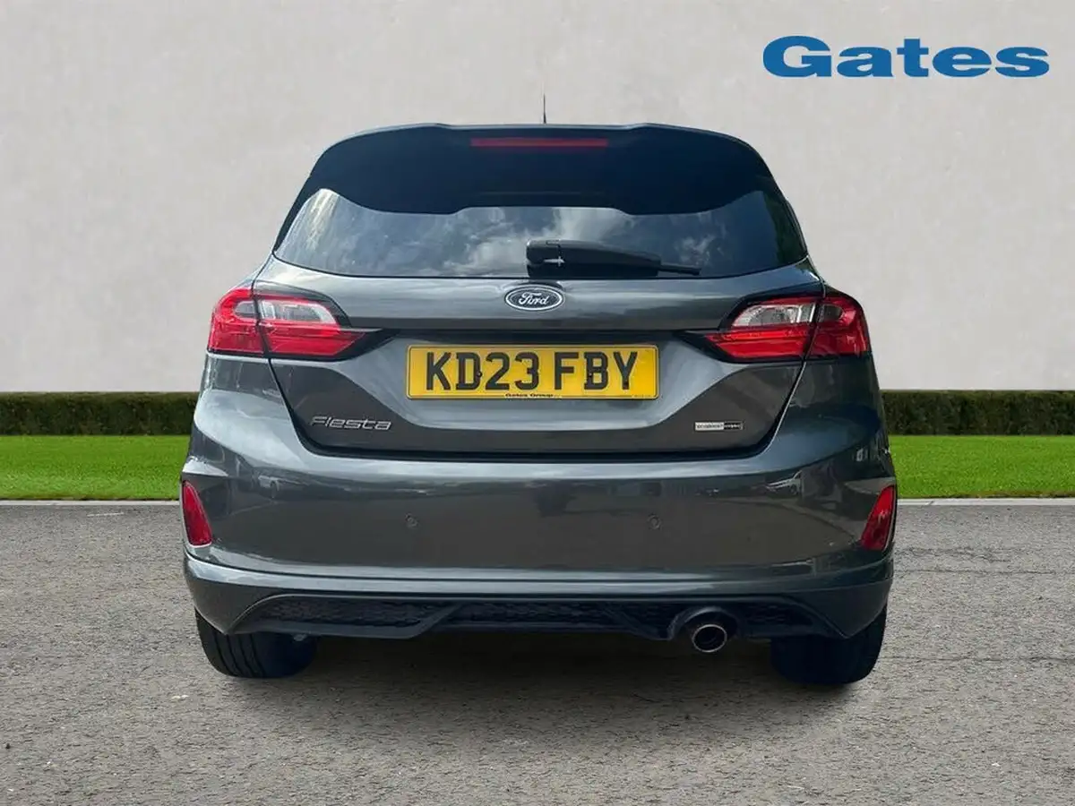 2023-ford-fiesta-big-5