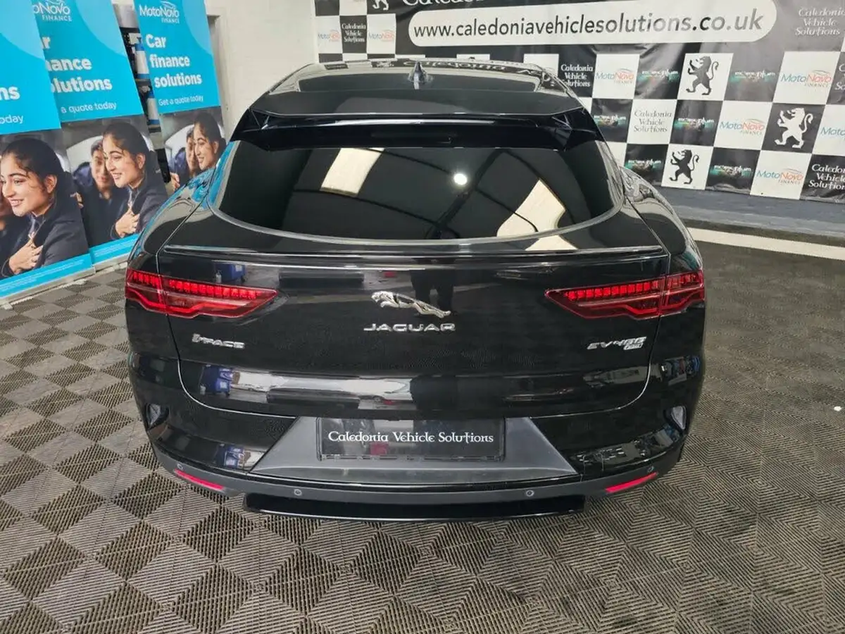2020-jaguar-i-pace-ev400-hse-big-33