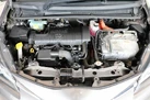 2017-toyota-yaris-15-vvt-i-icon-tech-98bhp-hybrid-1497cc-e-cvt-small-58