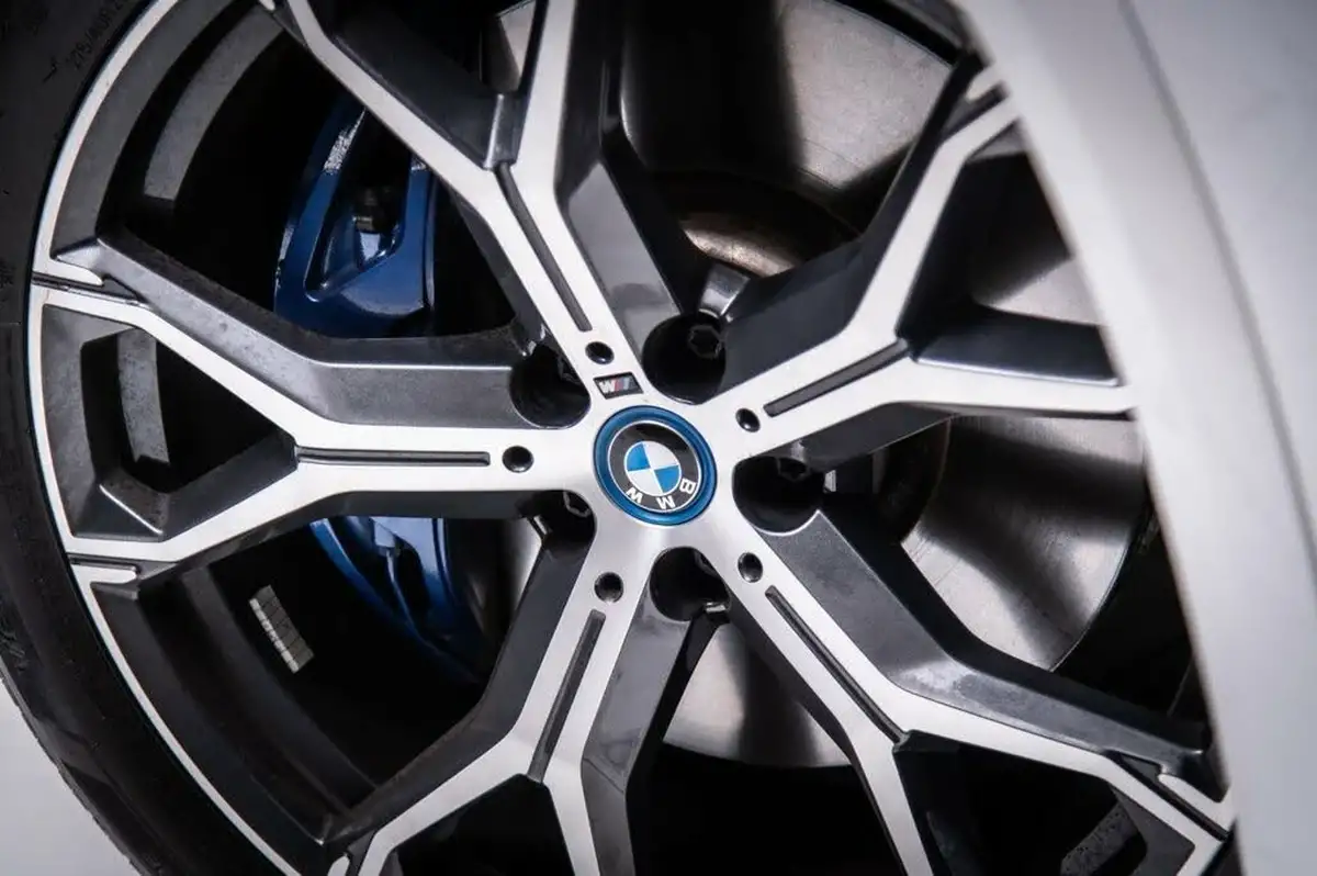 2022-bmw-x5-30-xdrive-45e-m-sport-394bhp-big-39