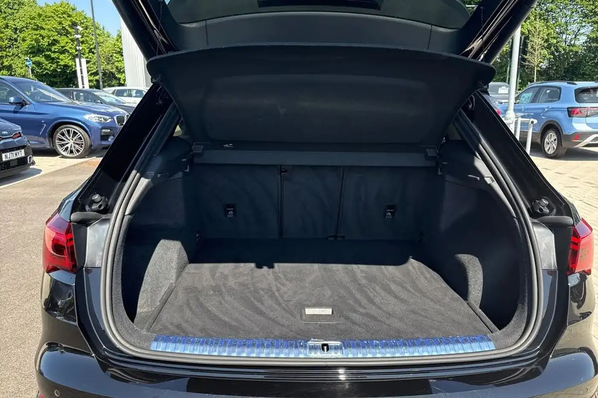 2022-audi-q3-15-35-tfsi-black-edition-cod-station-wagon-big-6