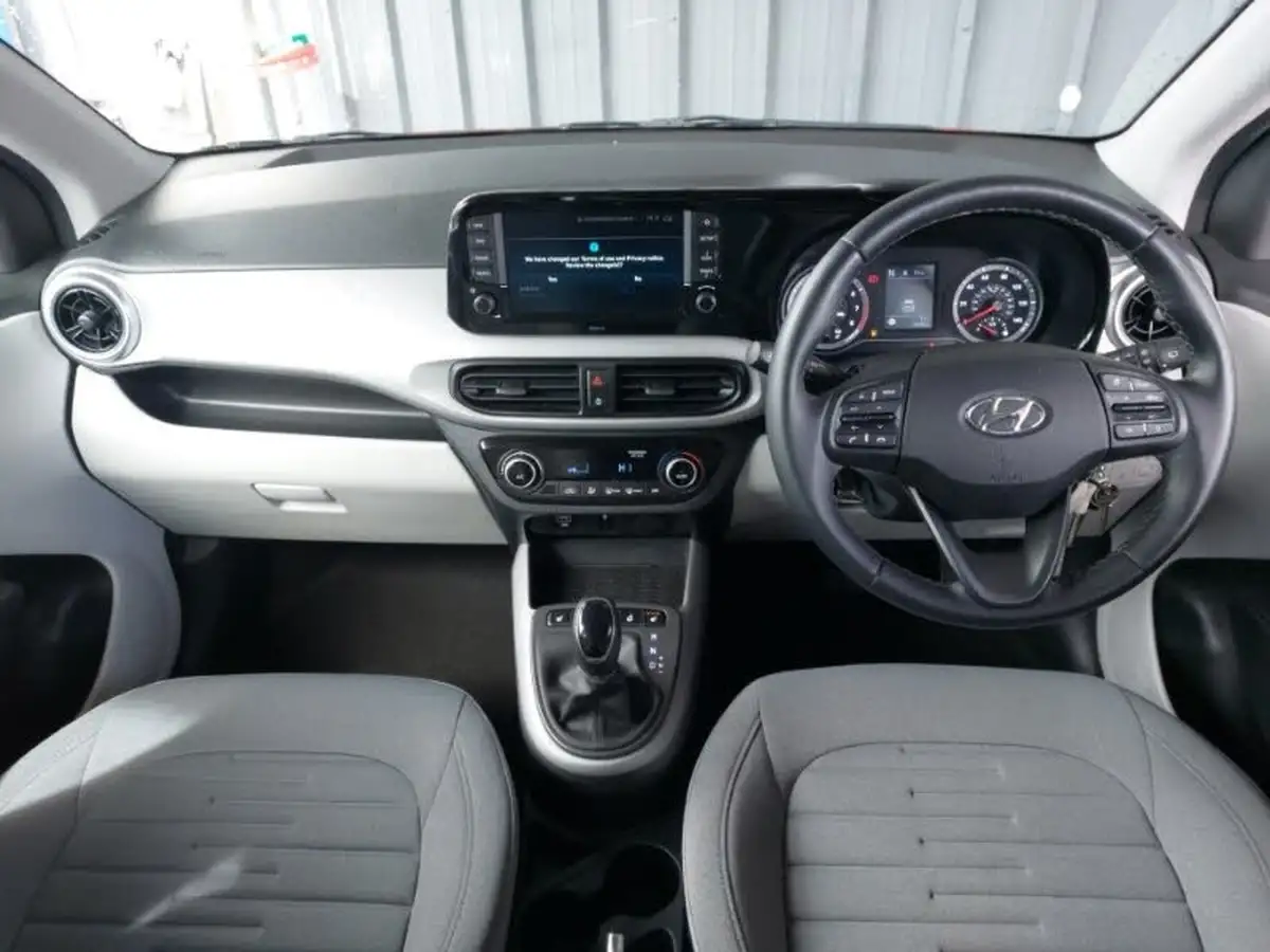 2022-hyundai-i10-12-premium-auto-big-2