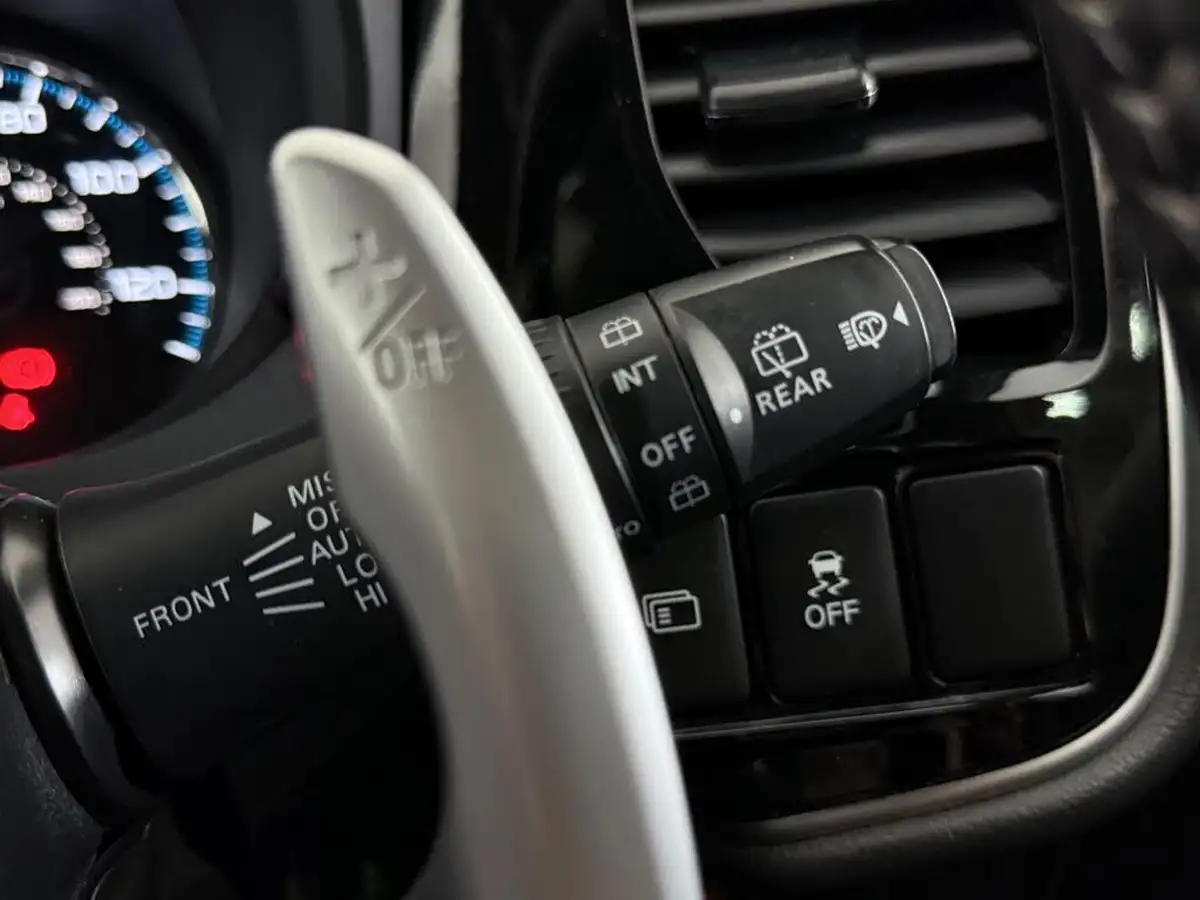 2019-mitsubishi-outlander-24-4h-phev-big-28