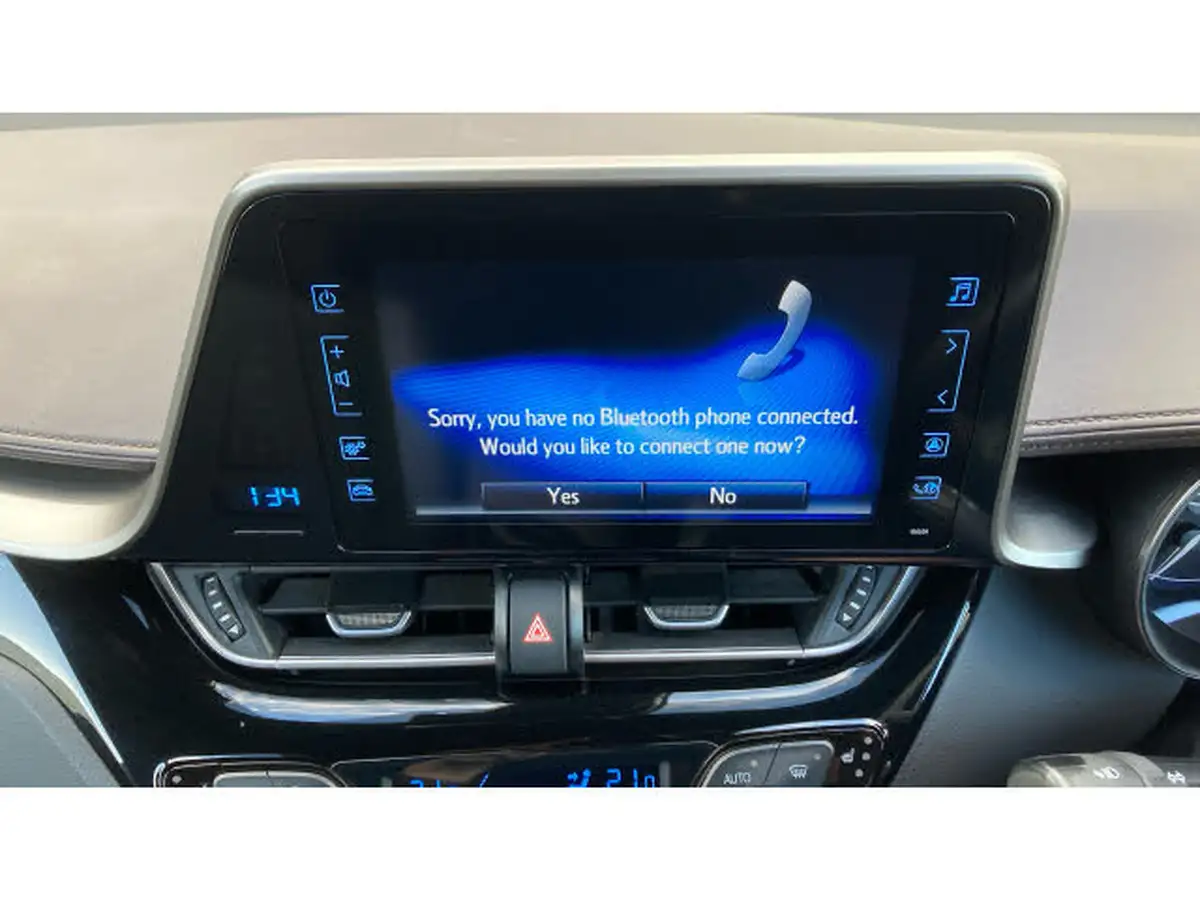 2018-toyota-c-hr-18-vvt-i-excel-big-24