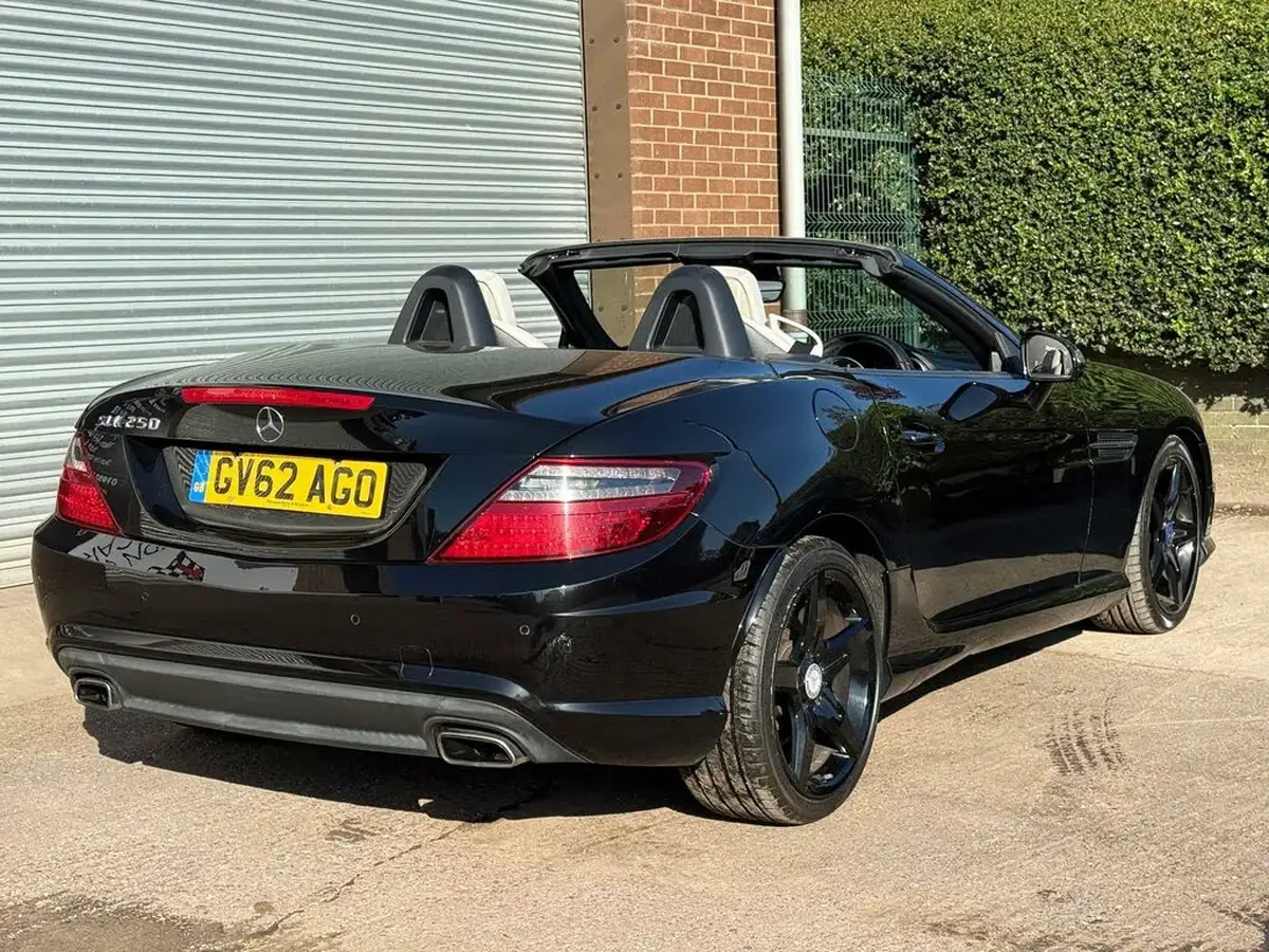 2012-mercedes-benz-slk-18-slk250-amg-sport-204bhp-blue-f-ss-7g-tronic-plus-big-74