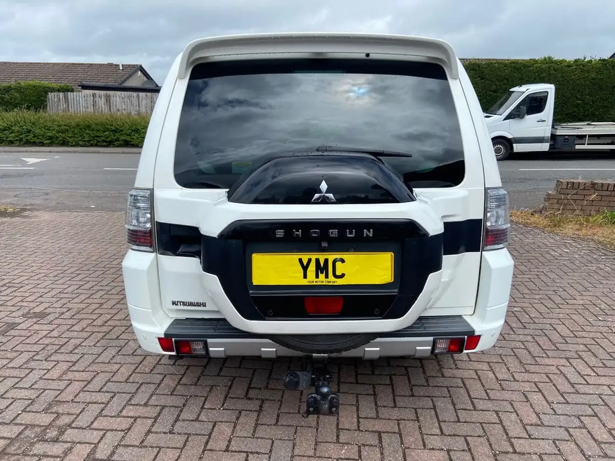 2016-mitsubishi-shogun-32td-sg4-187bhp-big-7
