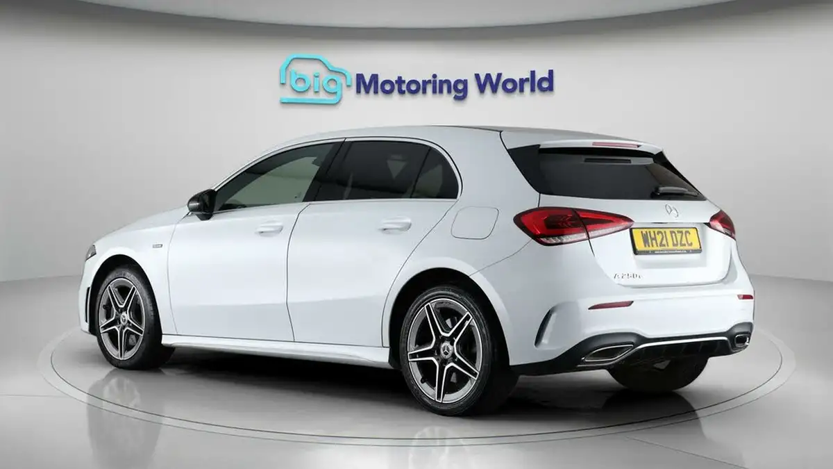 2021-mercedes-benz-a-class-13-a250e-amg-line-hatchback-5d-big-4
