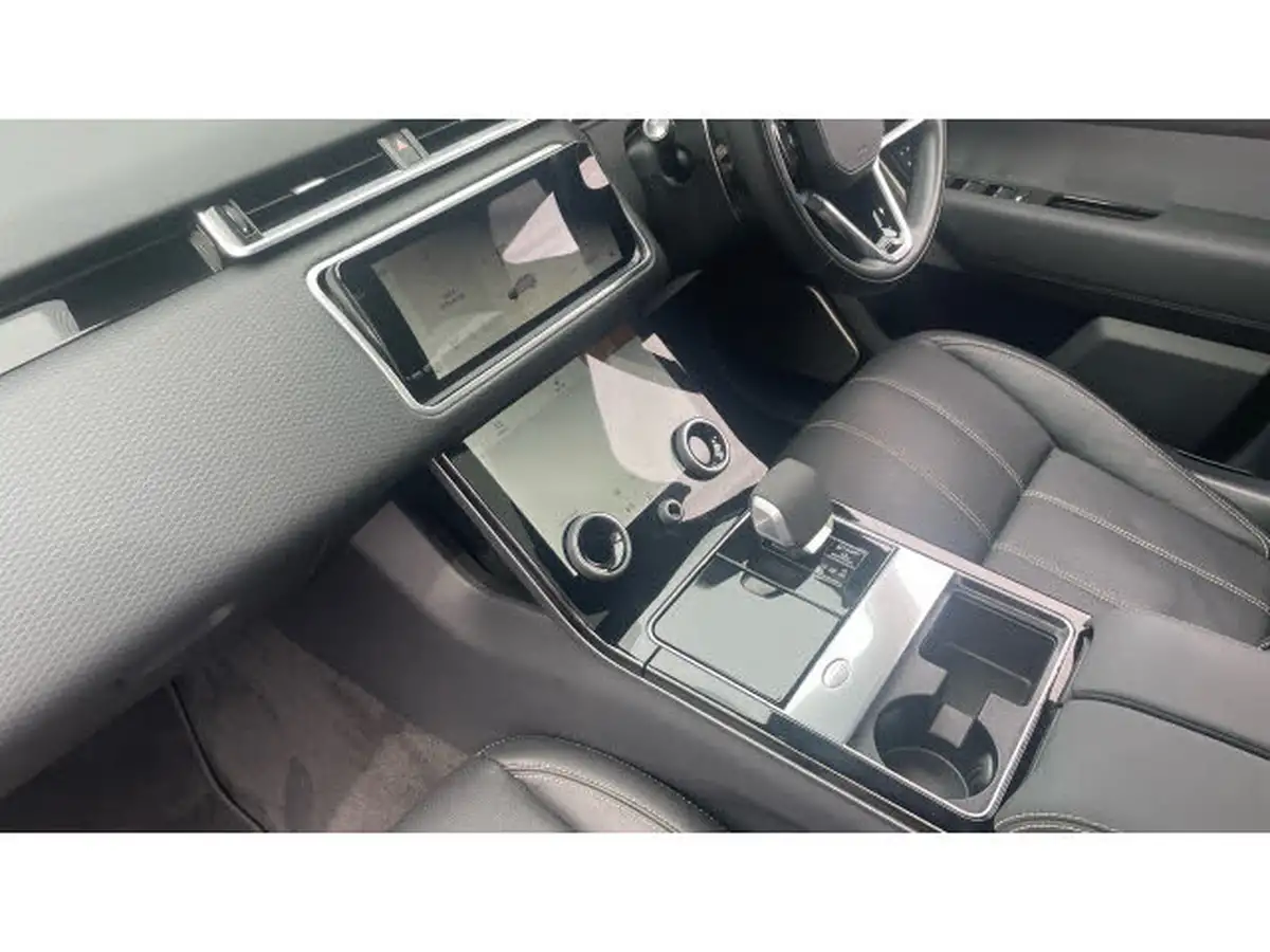 2022-land-rover-range-rover-velar-20-d200-velar-big-12