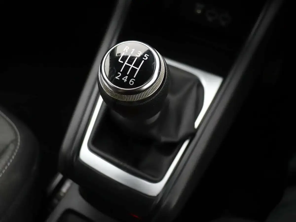 2022-renault-captur-10-tce-iconic-edition-big-31