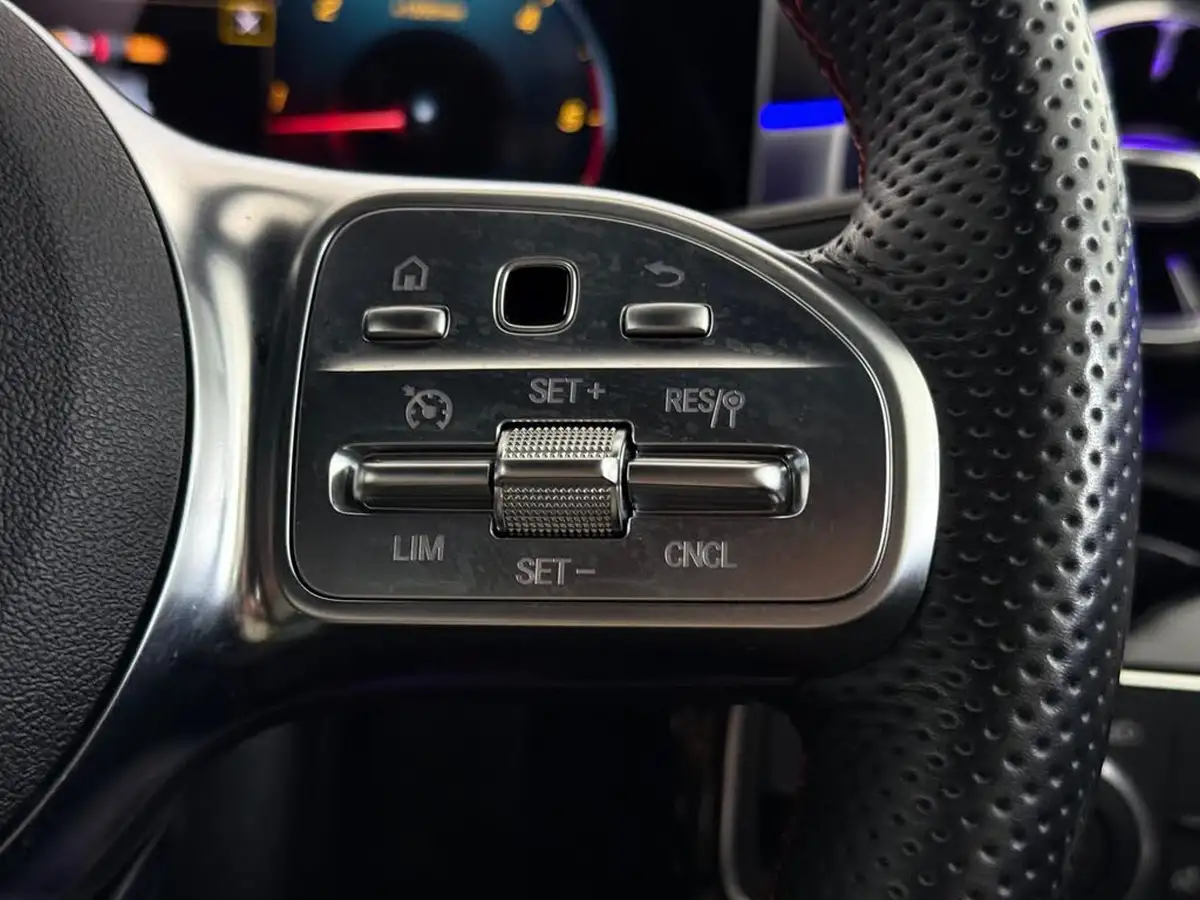 2020-mercedes-benz-a-class-20d-a200d-amg-line-premium-hatchback-5d-big-27