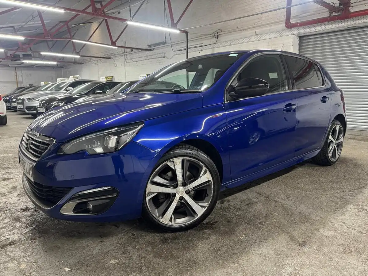2016-peugeot-308-16-bluehdi-gt-line-big-0