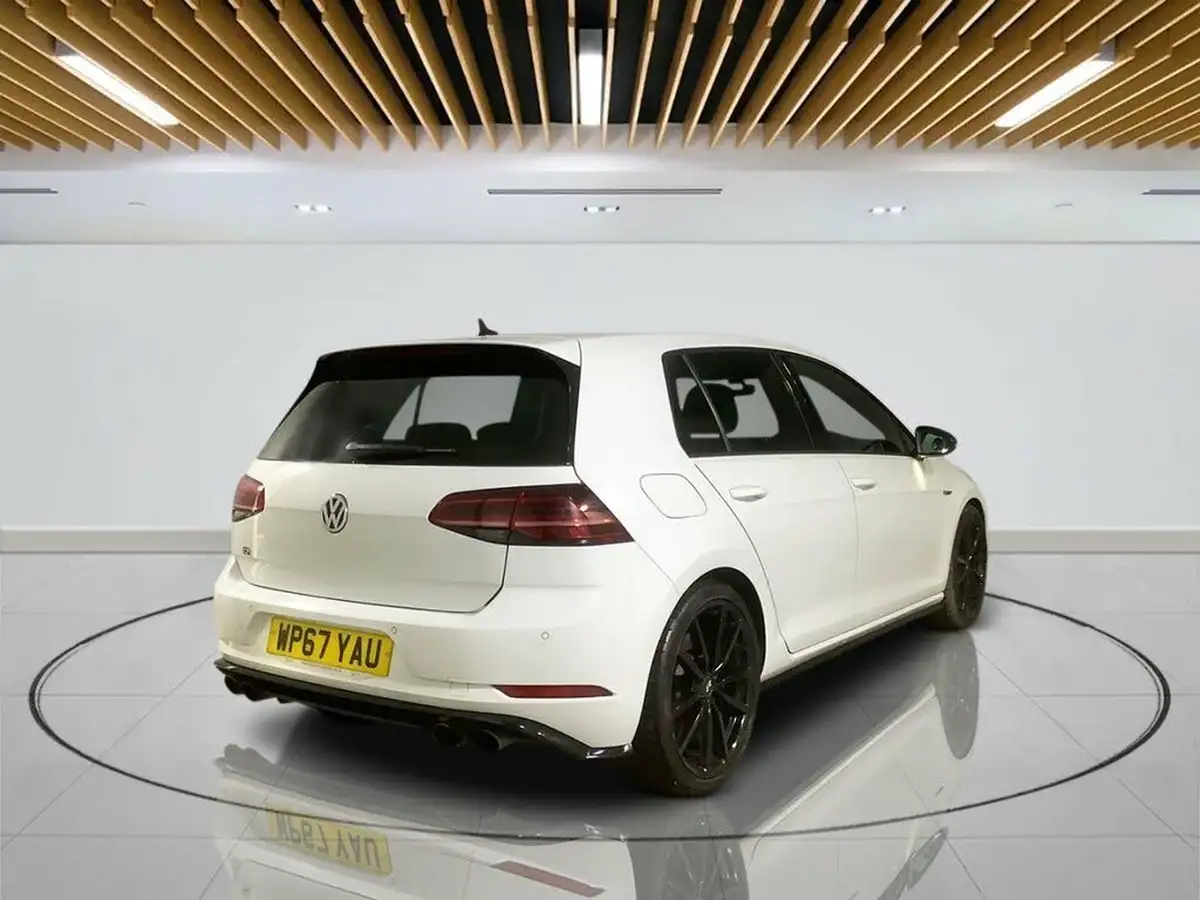 2017-volkswagen-golf-20-tsi-r-310ps-4motion-ss-hatchback-5d-dsg-big-8